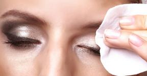 Tips To Remove Eye Makeup Properly