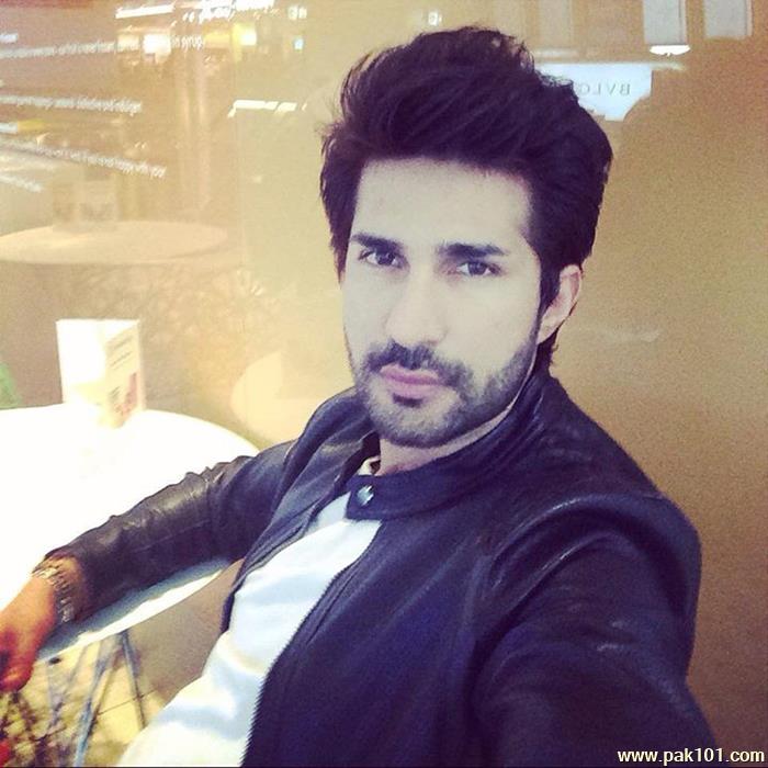 Adeel Chaudhry -Pakistani Male Singer And Television Actor Celebrity