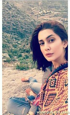 Kubra Khan -Pakistani Fashion Model And Film Actress Celebrity