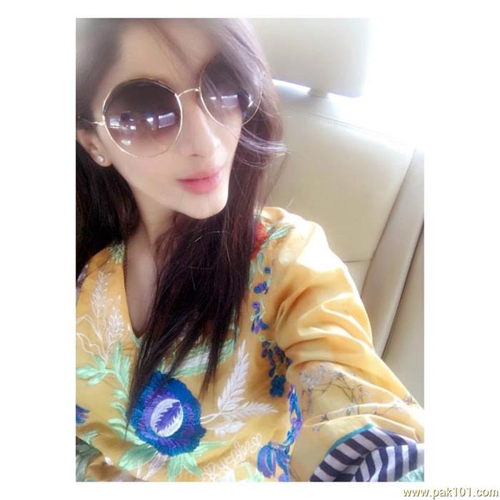 Mawra Hocane -Pakistani Female Model, VJ and Television Actress Celebrity