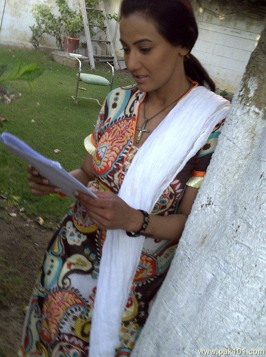 Ayesha Gul -Pakistani Female Television Drama Actress Celebrity