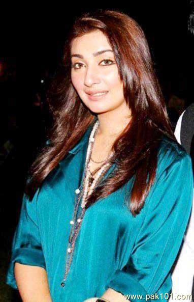 Ayesha Khan 