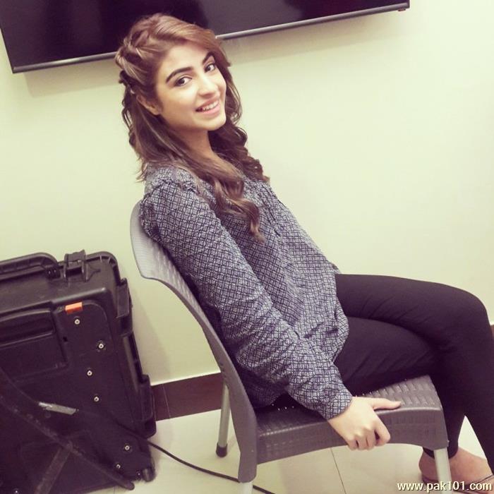 Kinza Hashmi -Pakistani Television Actress, Model, Rj And Tv Host Celebrity
