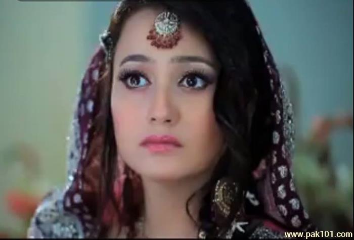 Zarnish Khan -Pakistani Television Drama Actress Celebrity