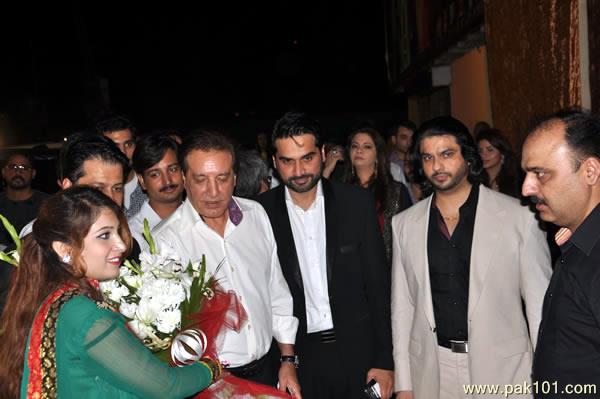 Celebrities at the Premier of Main Hoon Shahid Afridi