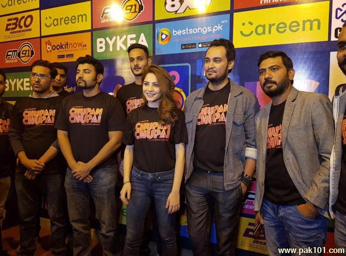 Team Chupan Chupai Promoting Their Film At  Port Grand Karachi