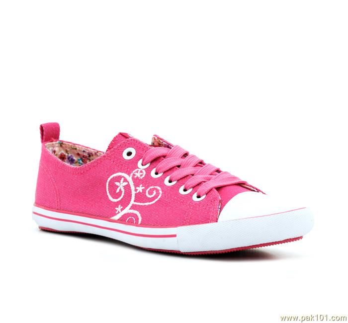 bata casual shoes for girls