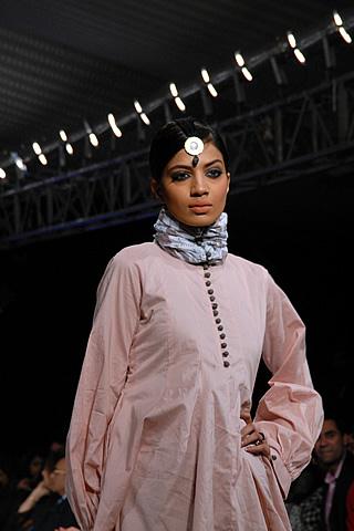 Feeha Jamshed''s Collection at PFDC Sunsilk Fashion Week 