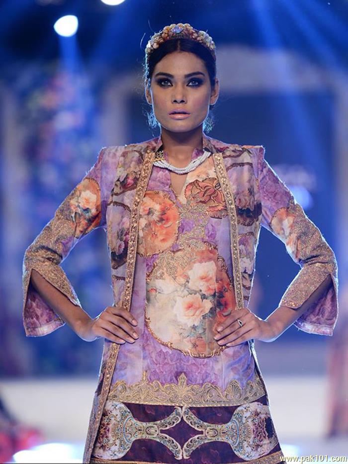 Abid Saleem - Pakistani Fashion Photographer