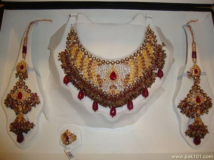Gallery &gt; Jewellery &gt; Necklace Sets &gt; Necklace and Earing Collection By Arabian Jewellers ...