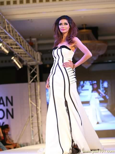 Manaal E.Fizza -Pakistani Fashion Model Celebrity