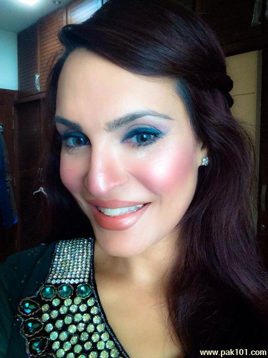 Nadia Hussain -Pakistan Female Fashion Model Celebrity