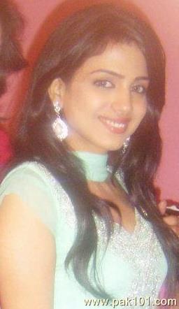 Soniya Hussain- Pakistani Female Model Celebrity and Televison Actress