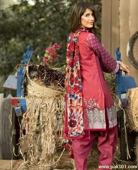 Syra Yousaf -Pakistani Female Fashion Model Celebrity And Television Actress