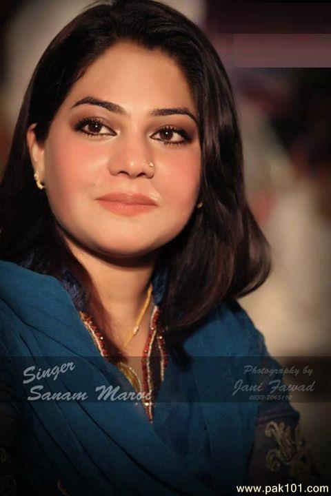 Sanam Marvi -Pakistani Female Singer Celebrity