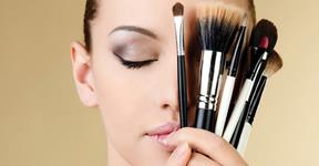 Top 10 Makeup Tips For Summer Season