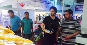 Ahsan Khan arranged Bazar e Ramzan for Needy People