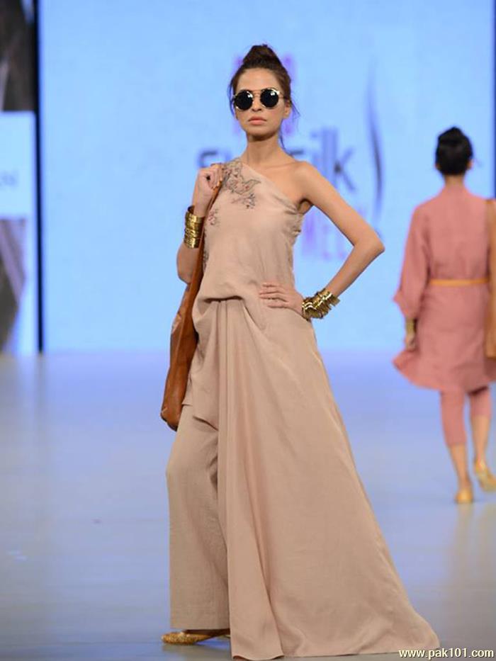 Abid Saleem Fashion Photography