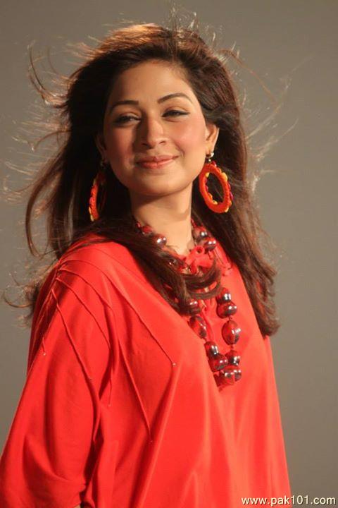 Maham Nizami- Pakistani Female Fashion Model Celebrity